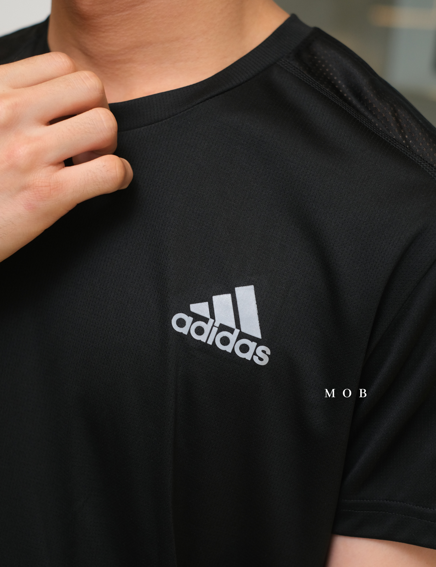 ADDSSST07004B Own The Run SS Tee SIDE Aeroready Black (M ONLY)