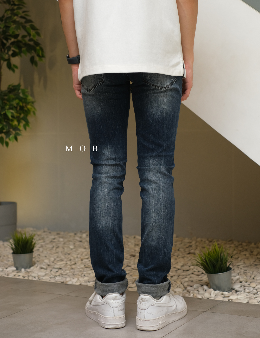BBGPT01003A Skinny Navy Washed Ripped (28 ONLY)