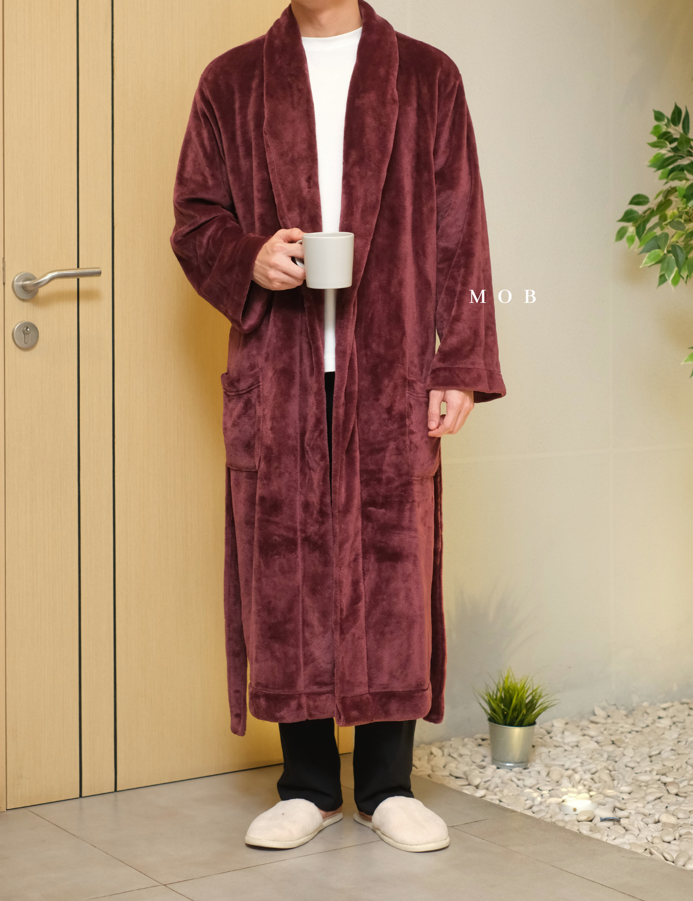 GFSLW01001 Fluffy Plush Robe Burgundy 