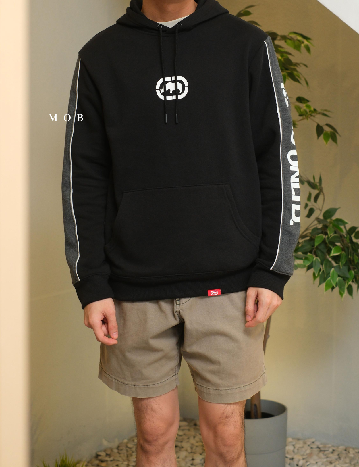 EKOHOD01001 Logo Panel Pullover Hoodie Black
