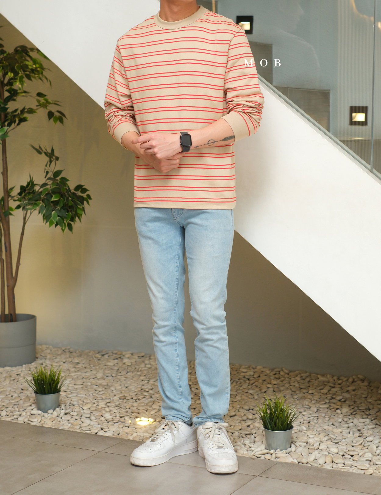 MODLST01001A Relaxed Stripe LS Tee Beige Red