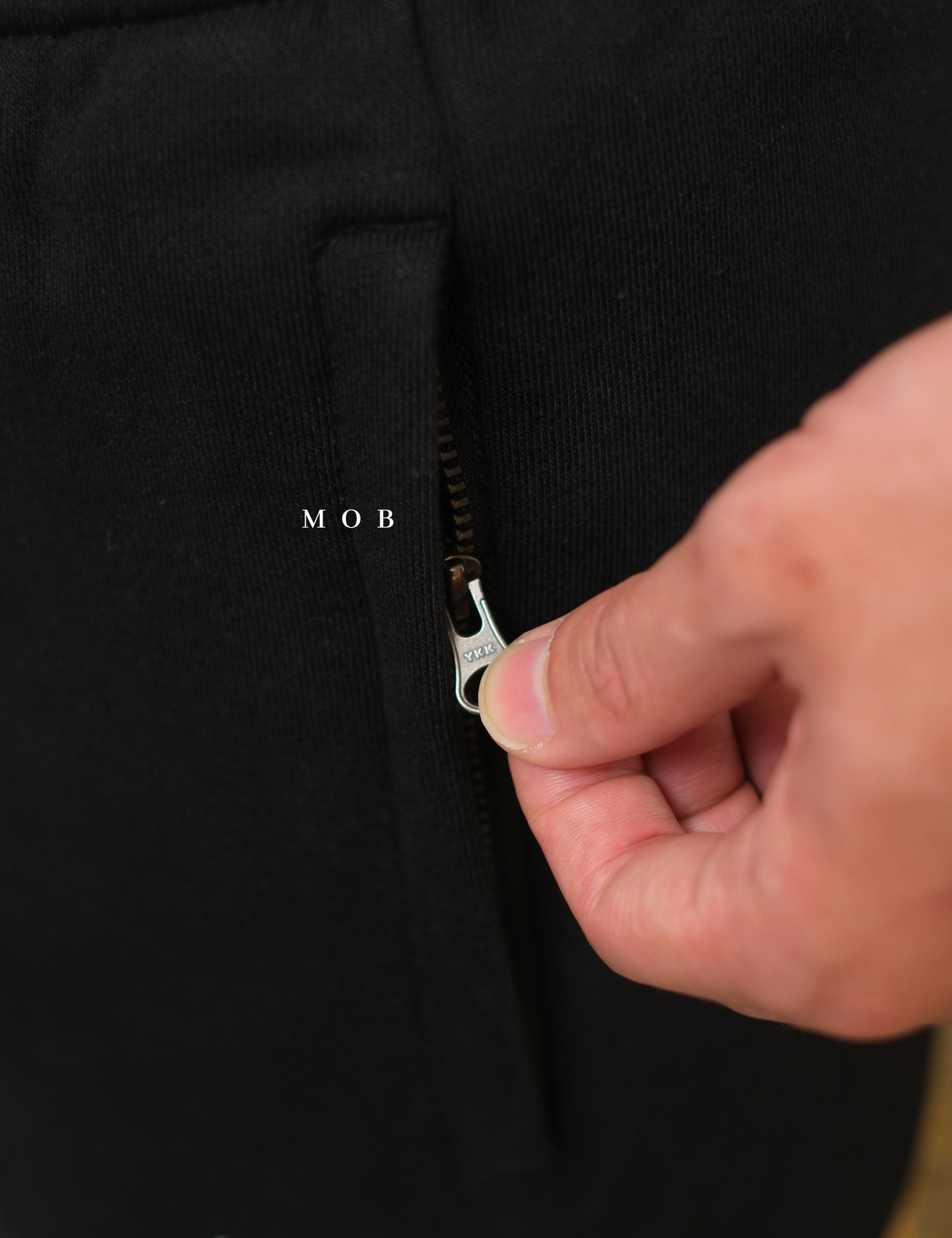 NKPT01001 Lab's Solo Swoosh Fleece Pants Black