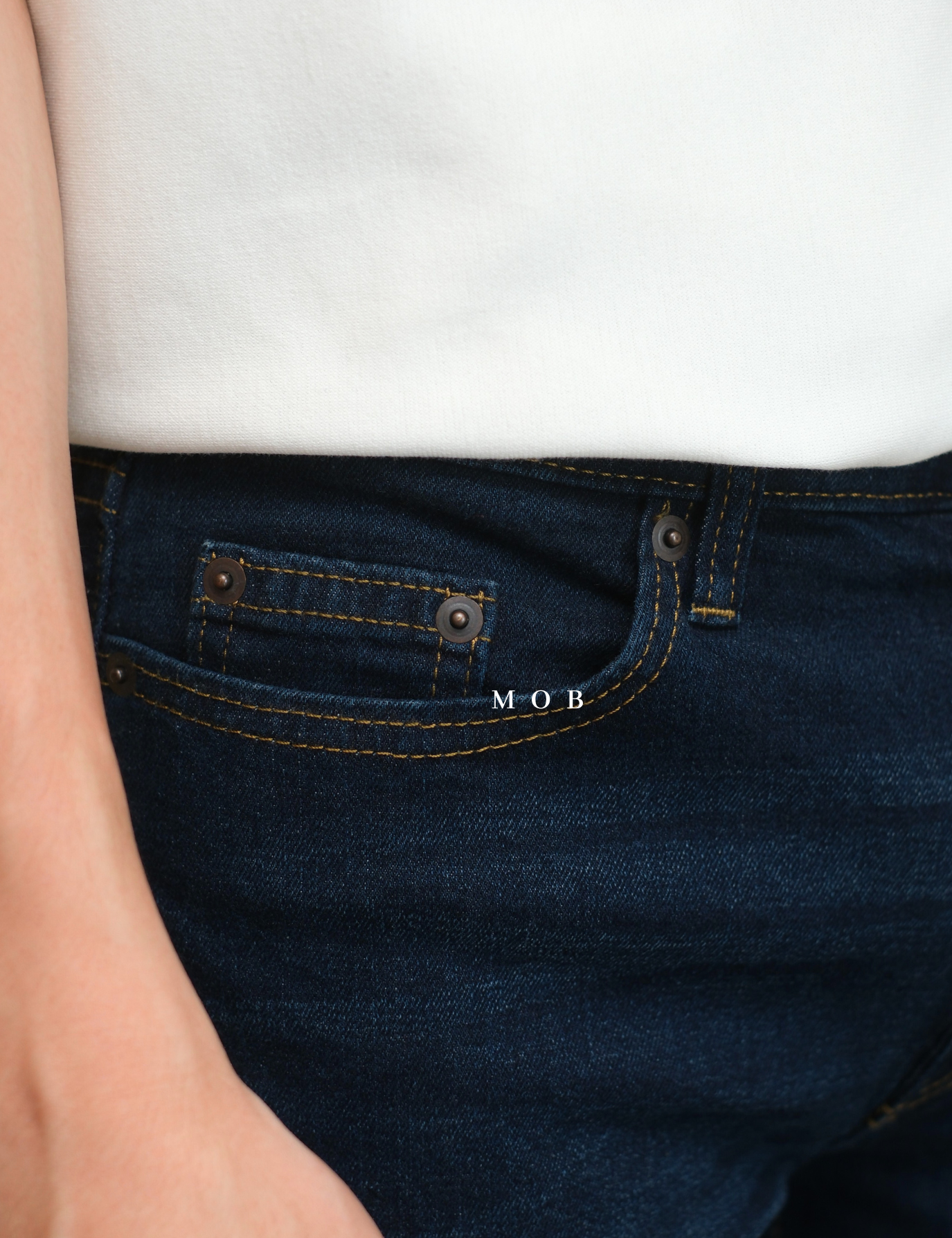 MMPT01003 Slim Straight Jeans Dark Blue