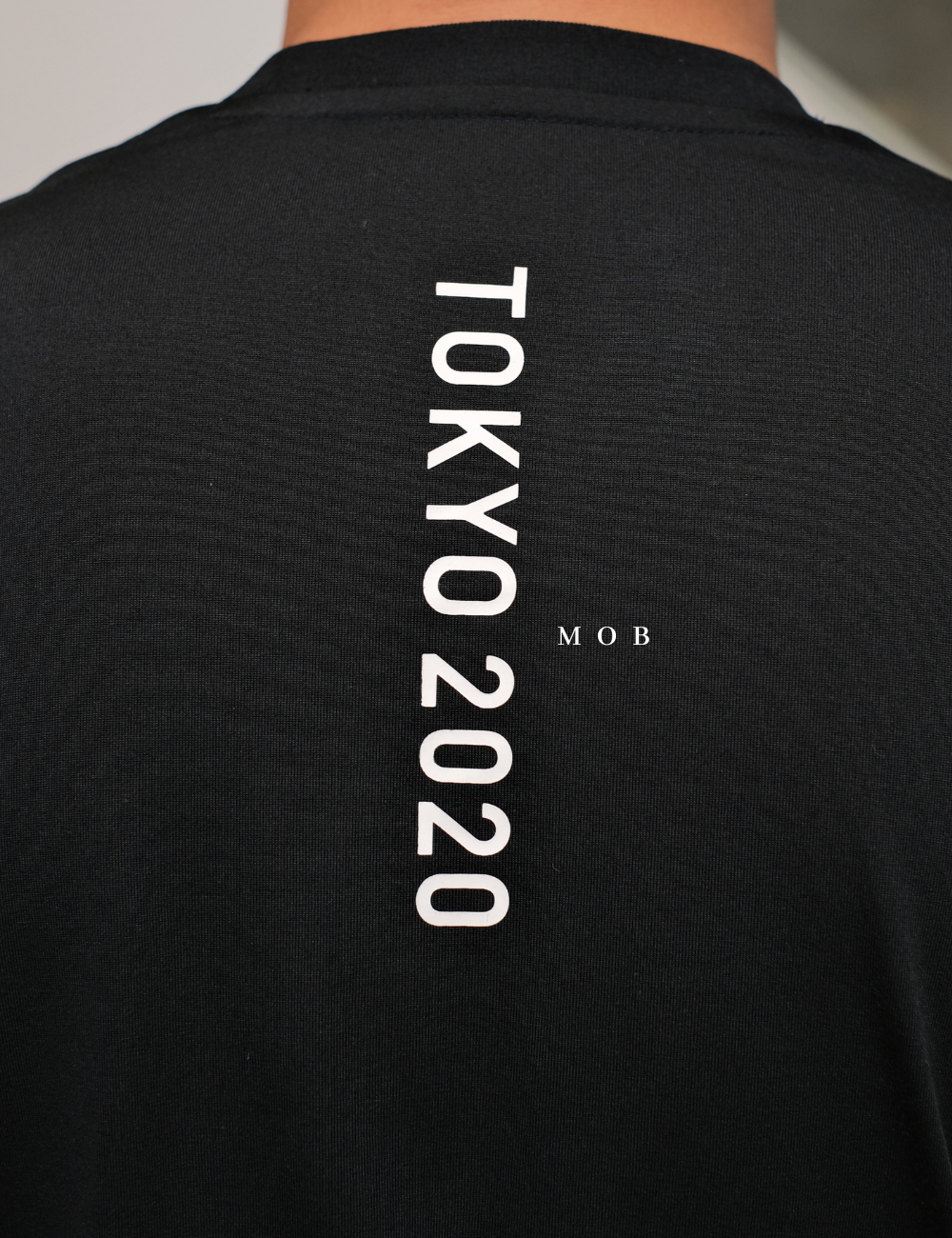 ASSST03002A Paralympic Tokyo 2020 SS Tee Black Blue Logo