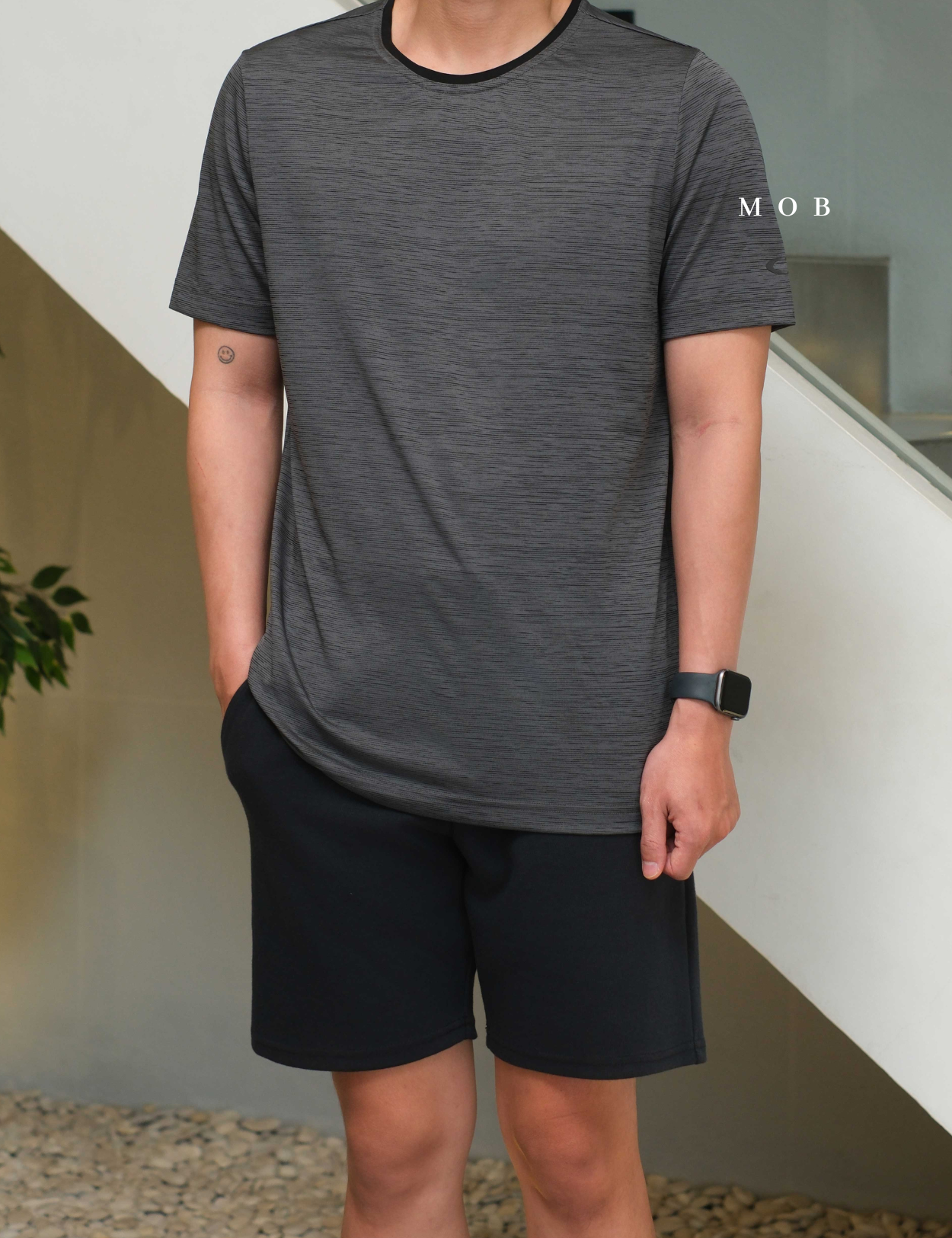 OAKSST02001 Hydrolix SS Tee Dark Grey Misty
