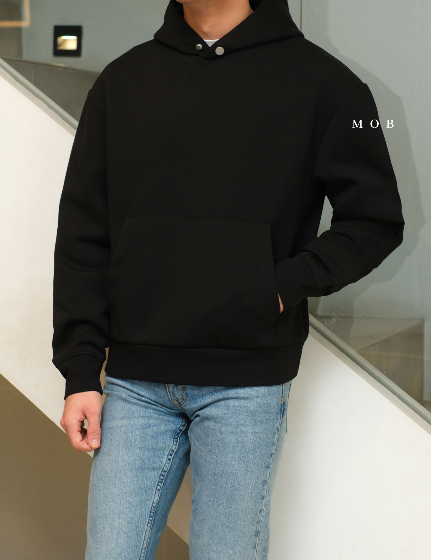 ARK01HDO042 Sovereign Boxy Hoodie Obsidian Black