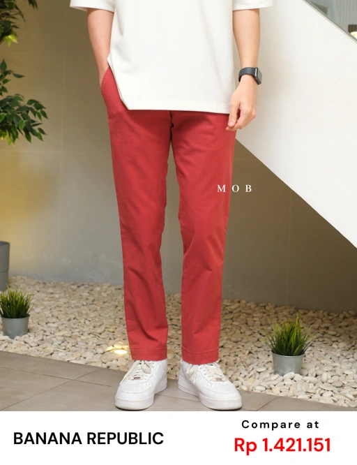 Image of BRPT1301 MASON Athletic Tapered Chino Pants Barn Red