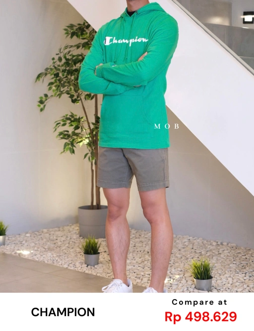 Image of CHMPHOD1501B Signature Lightweight Hoodie Green