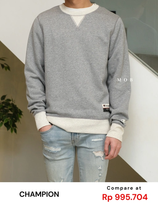 Image of CHMPSW08007 OG Fleece Sweatshirt Light Grey