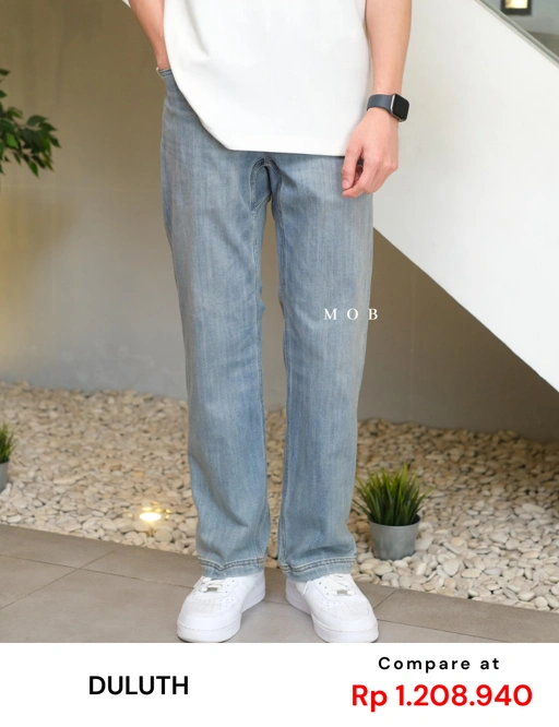 Image of DTPT04001 Ballroom Double Flex Standard Fit Jeans Blue Wash