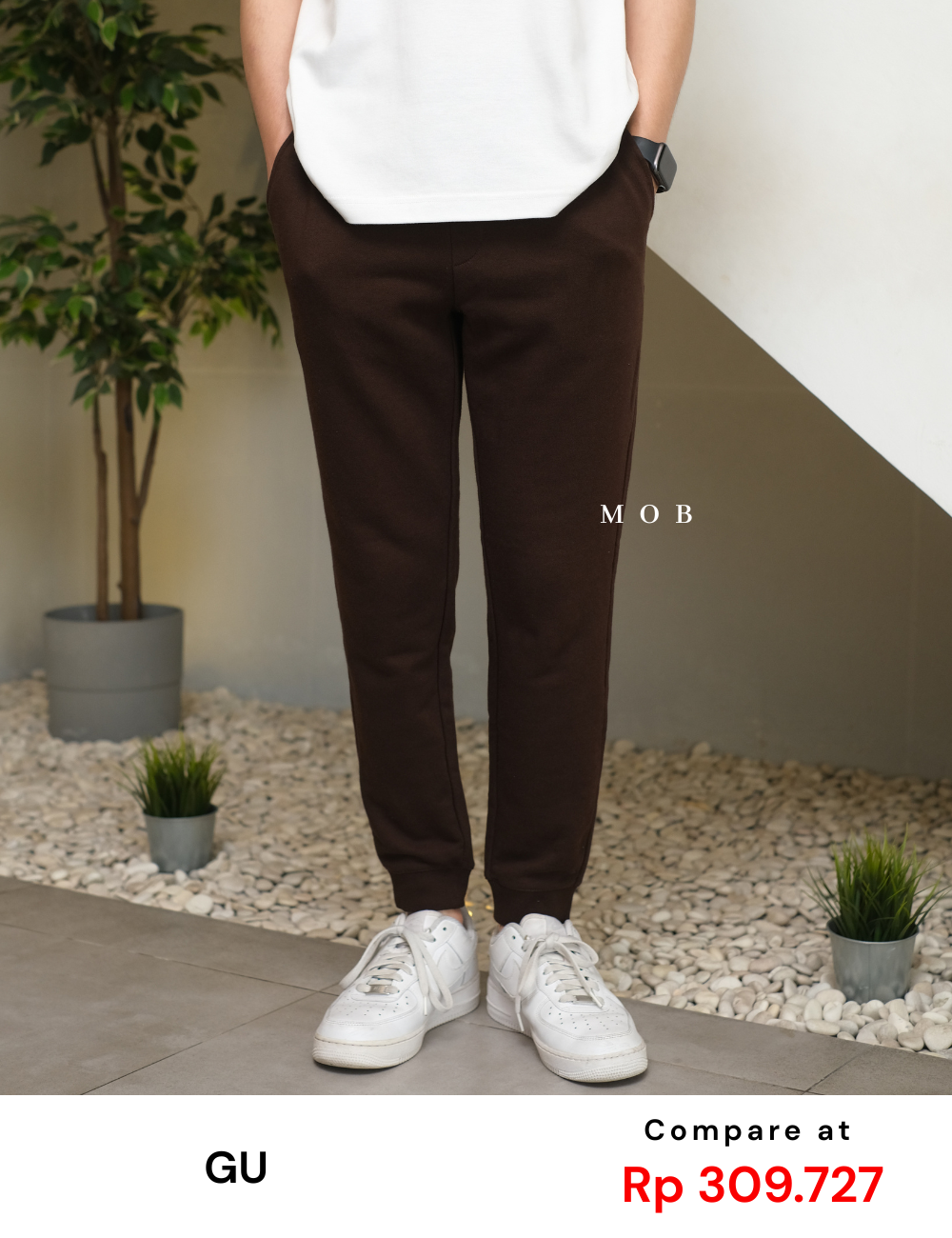 GUJP02001D Jogger Pants Dark Brown