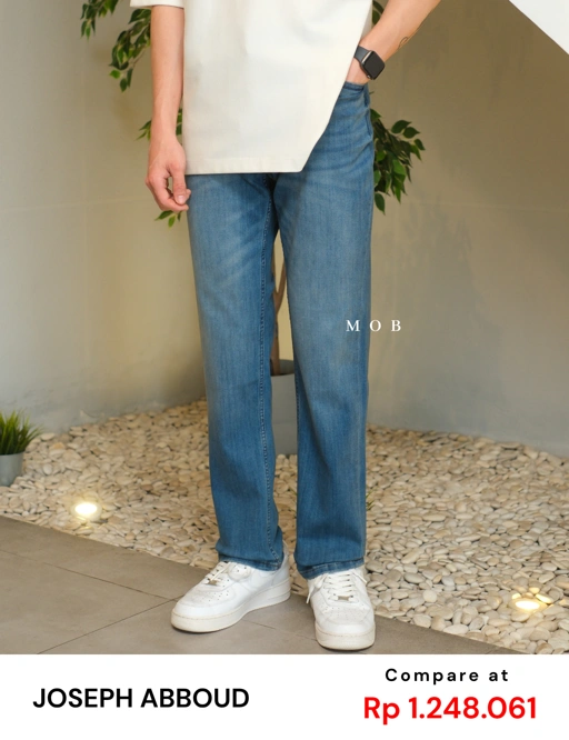 JAPT04003 Athletic Comfort Stretch Jeans Medium Blue