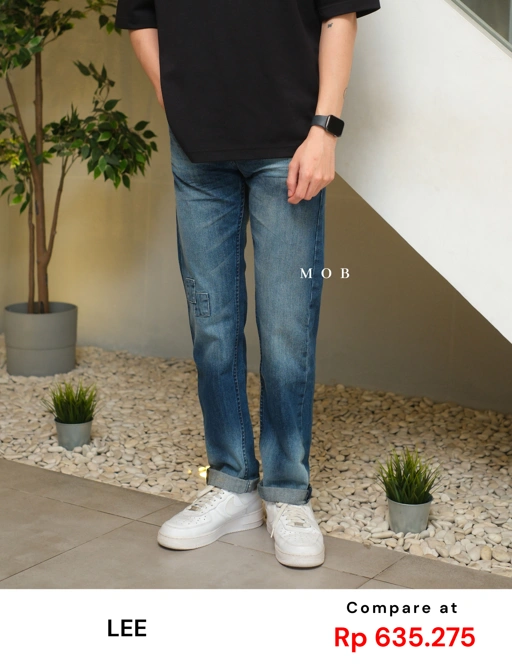 Image of LEEPT01001 Patch Slim Straight Jeans Medium Blue