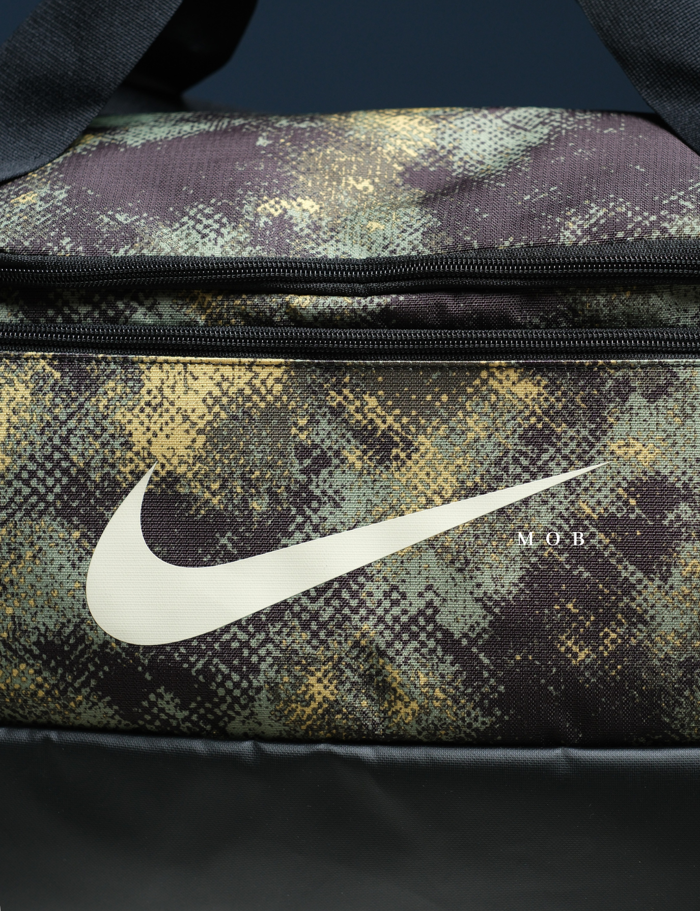 NKBAG03001D Brasilia Duffel Bag Oil Green Black (41L)