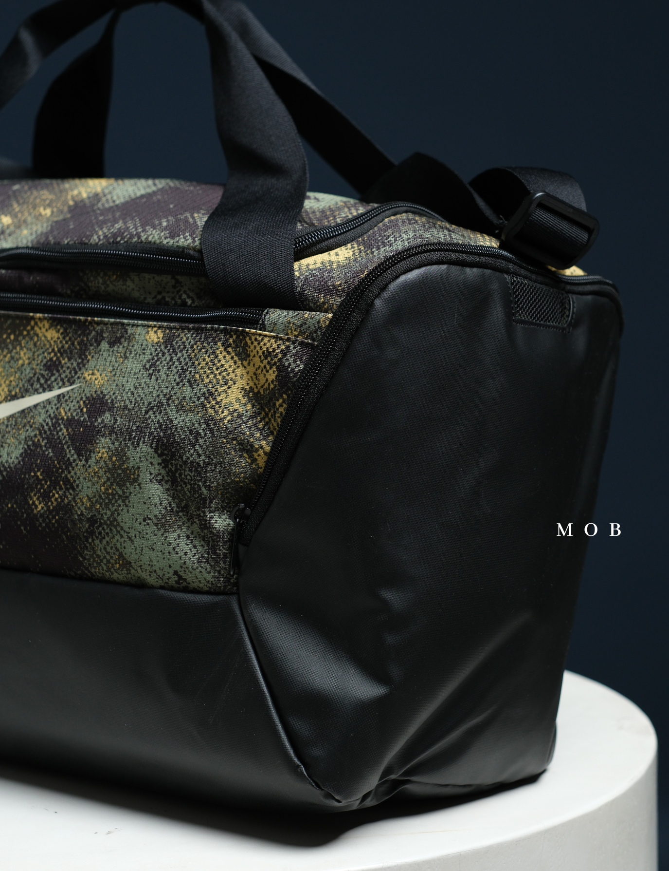 NKBAG03001D Brasilia Duffel Bag Oil Green Black (41L)