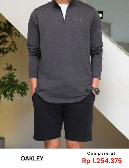 Image of OAKJ04001 Oakley Gravity Range 1/4 Zipper Dark Grey 