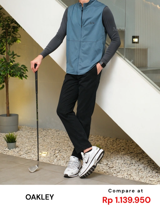 Image of OAKVST01004 Gravity Range Vest Blue Grey 