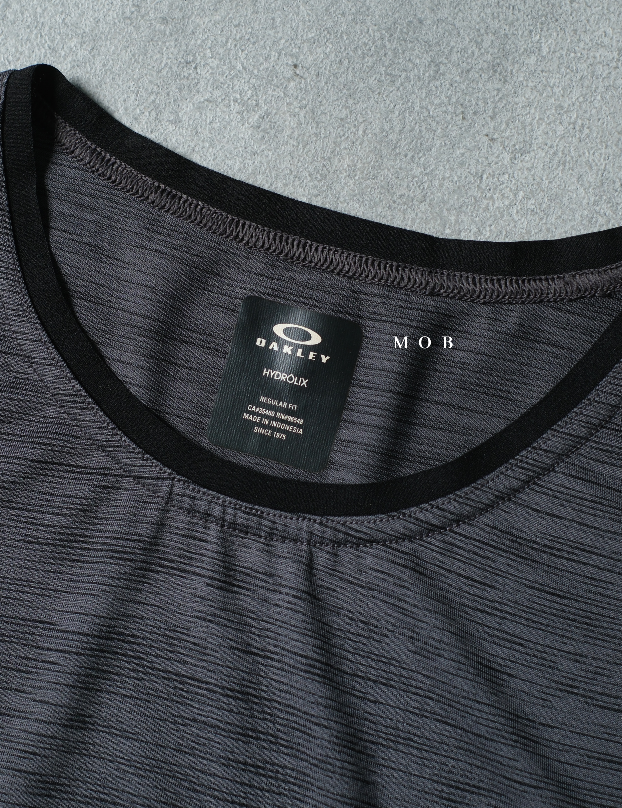 OAKSST02001 Hydrolix SS Tee Dark Grey Misty