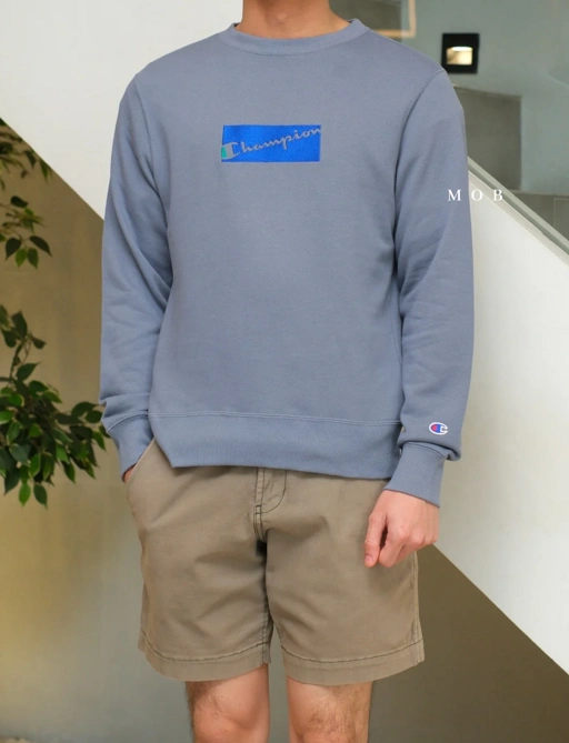 Image of CHMPSW1107B Box Script Logo Sweatshirt Blue Grey