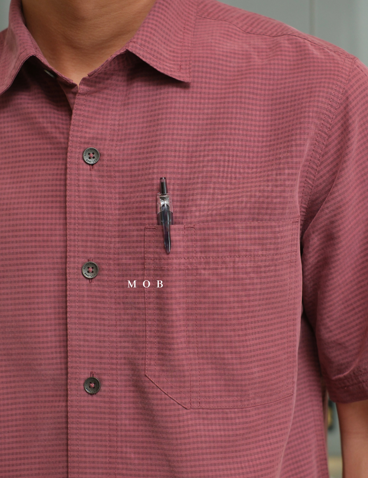 RRBSSS01001A Desert Pucker Dry SS Shirt Burgundy
