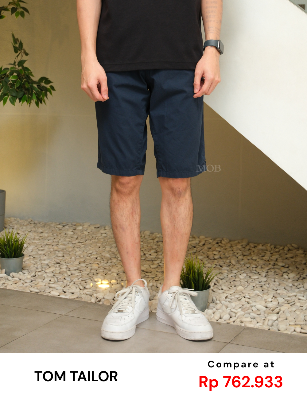 TTSR01003A JIM Bermuda Slim Shorts Navy