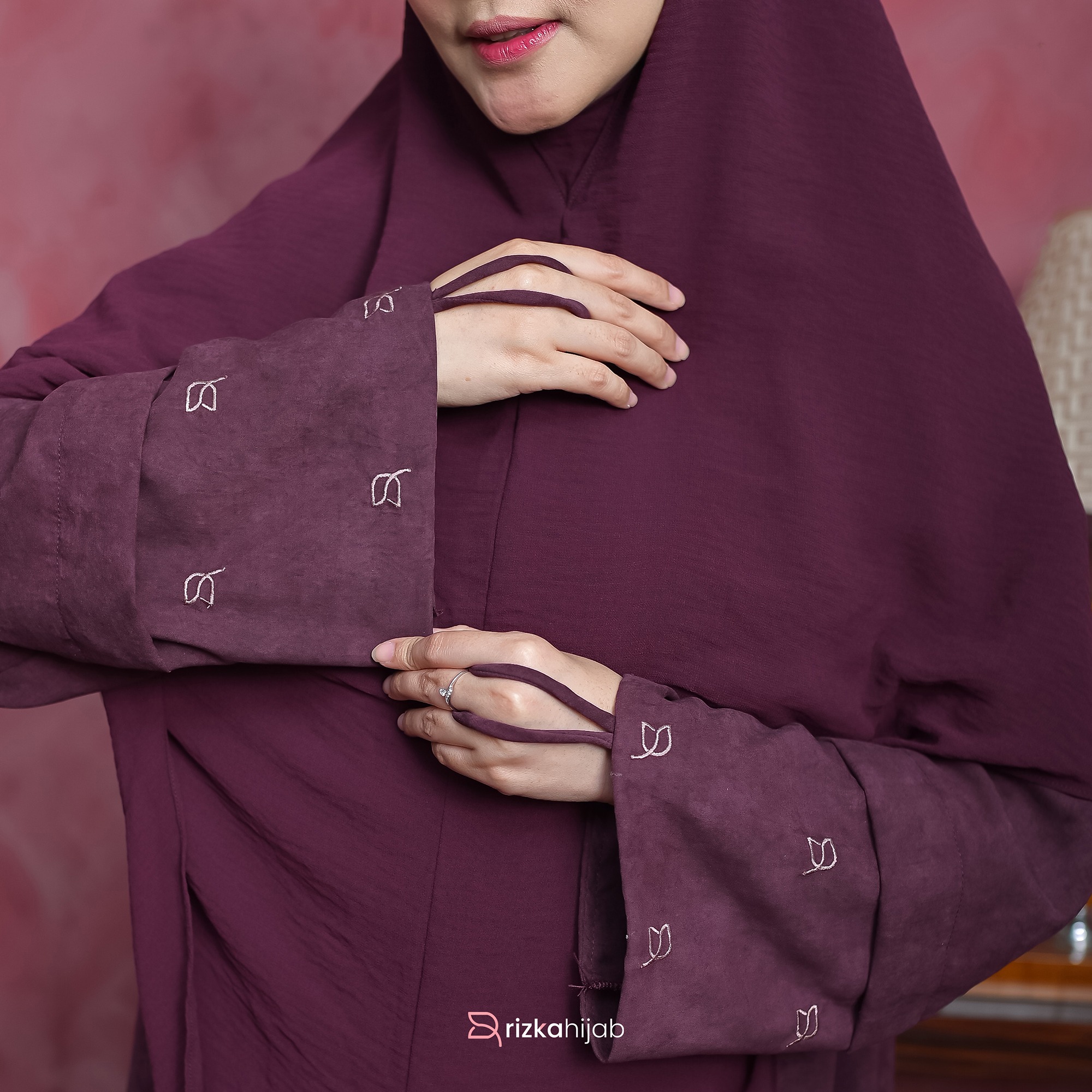 Rizka Hijab - Tulip Abaya Cupro