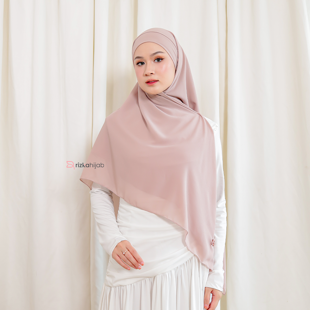 Rizka Hijab x Citra Kirana - Meena Khiban & Jasmine French Square