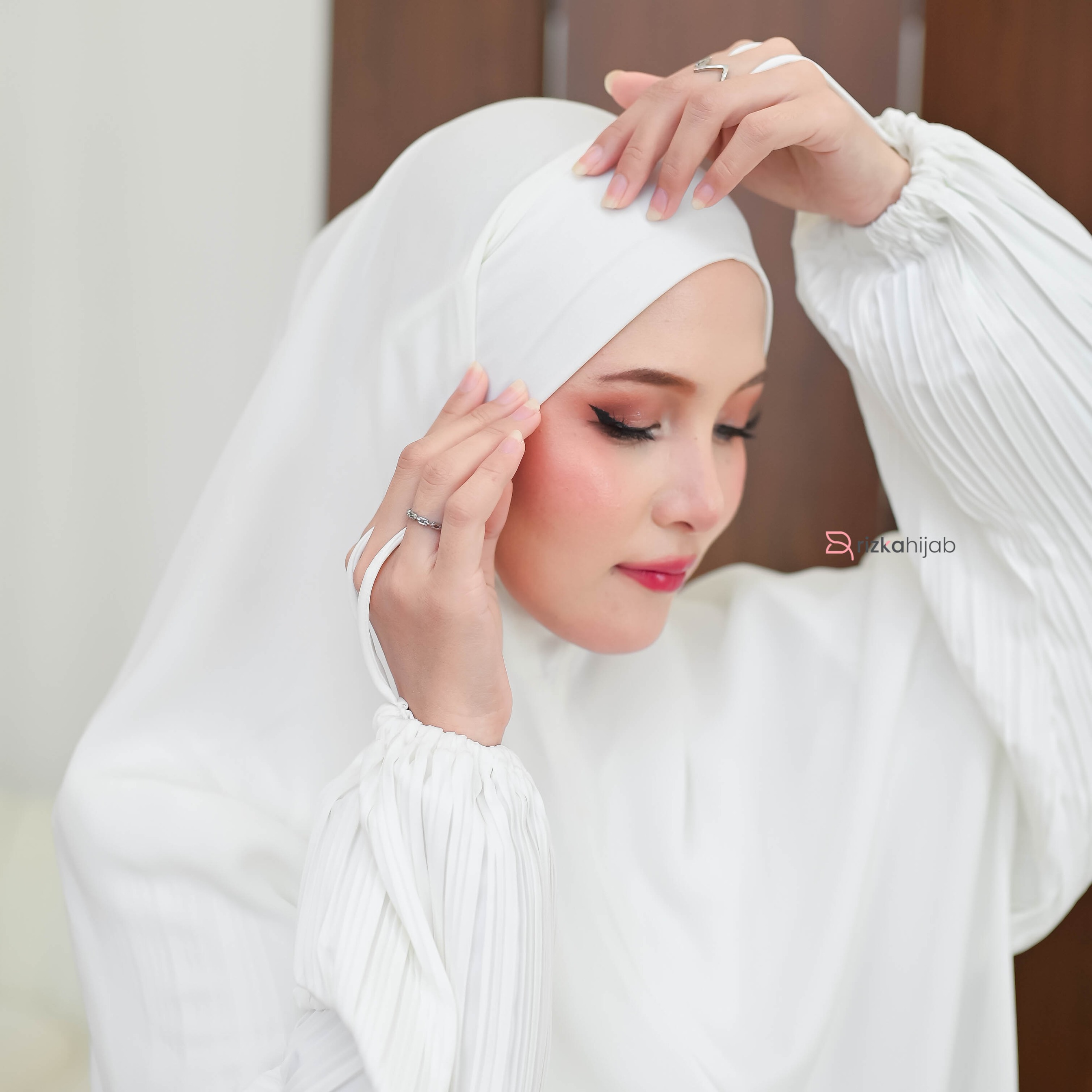 Rizka Hijab - Esra Abaya Set Khimar Bandana anti UV
