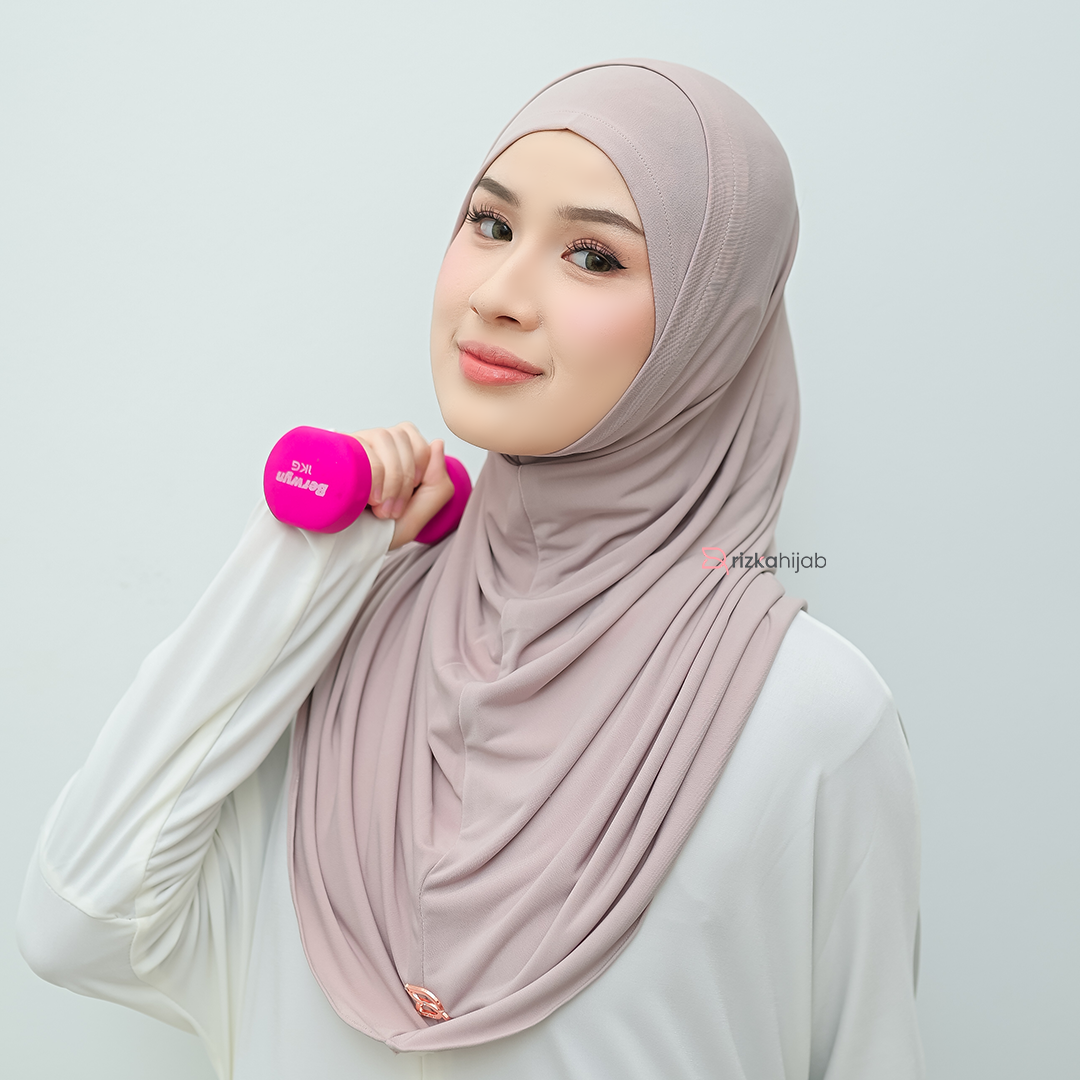 Rizka Hijab x Najwaqila - Najwa Bergo Series (Hijab Instan Bahan Jersey)
