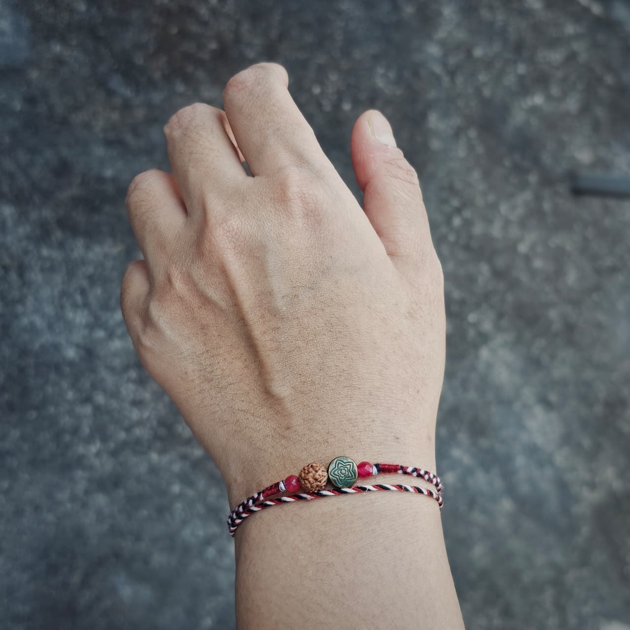 Gelang Nirbaya Pantang Menyerah 26.06.017 Semoetketjil