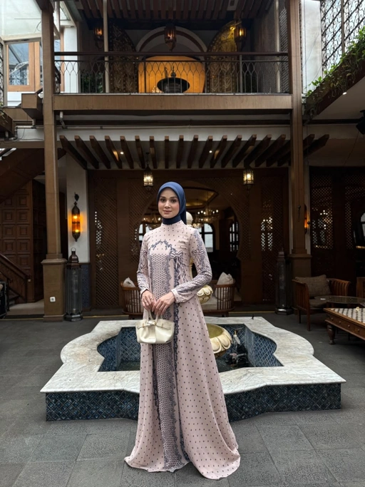 SANIYE DRESS BY LNWFASHION