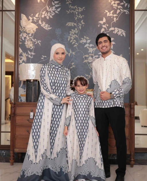 Image of KOKO KIDS BAHIYYA STEEL BLUE RIJECT & DEFECT