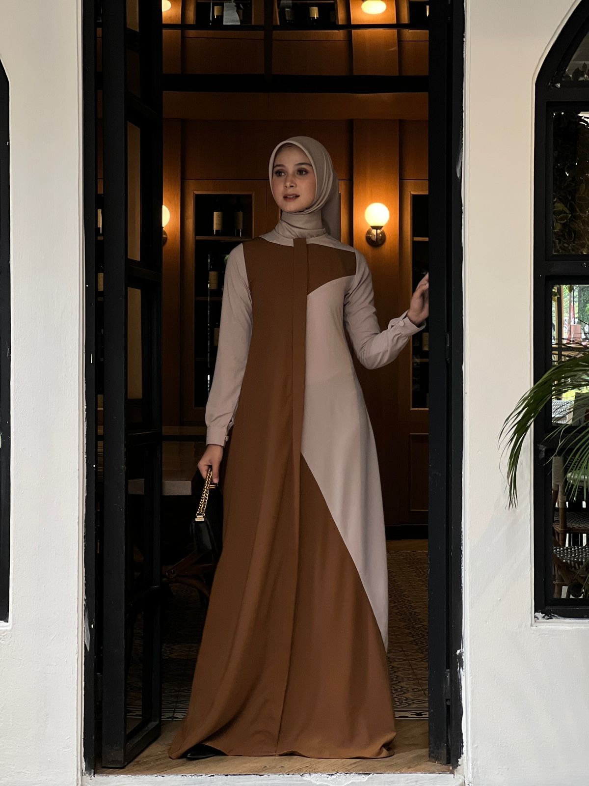 Shakiraa Dress