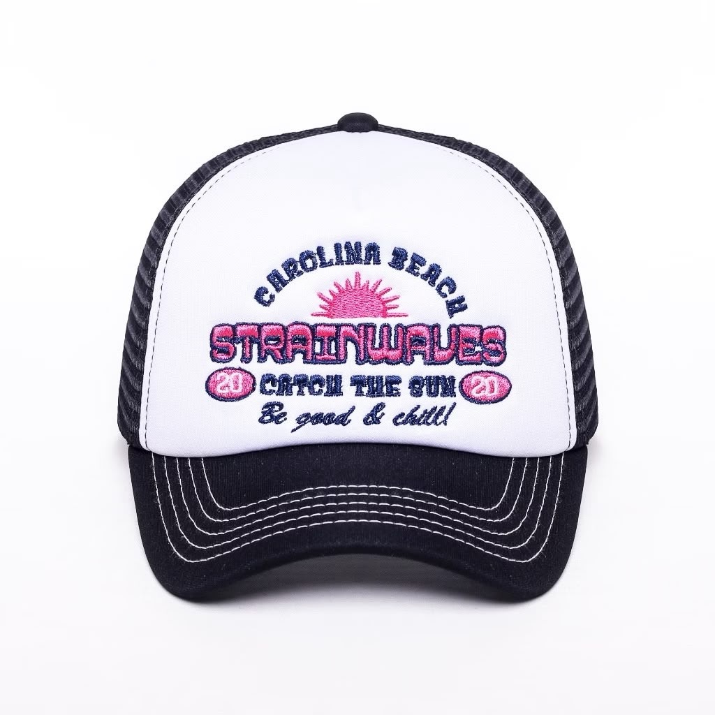 Strainwaves Good & Chill Trucker Hat Twotone Black