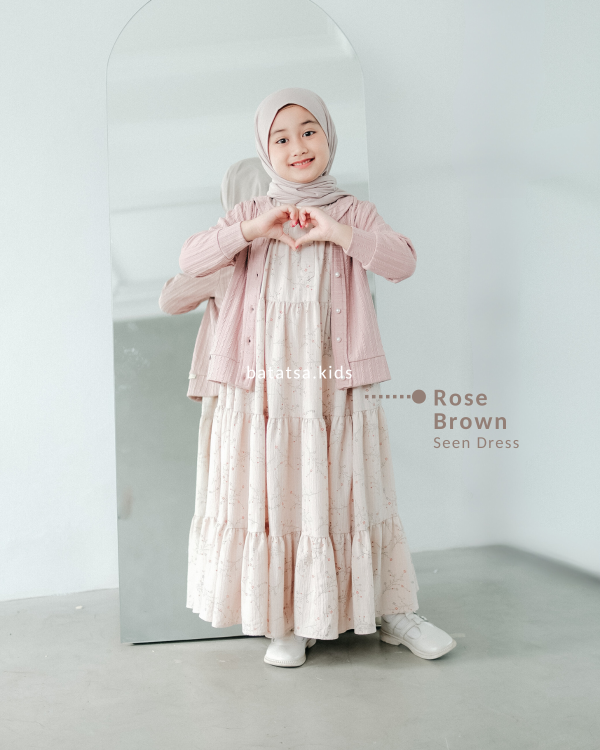 SEEN DRESS
