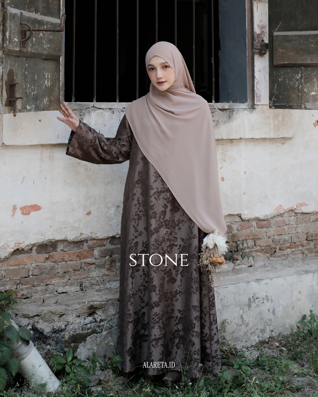 SOLEIL ABAYA