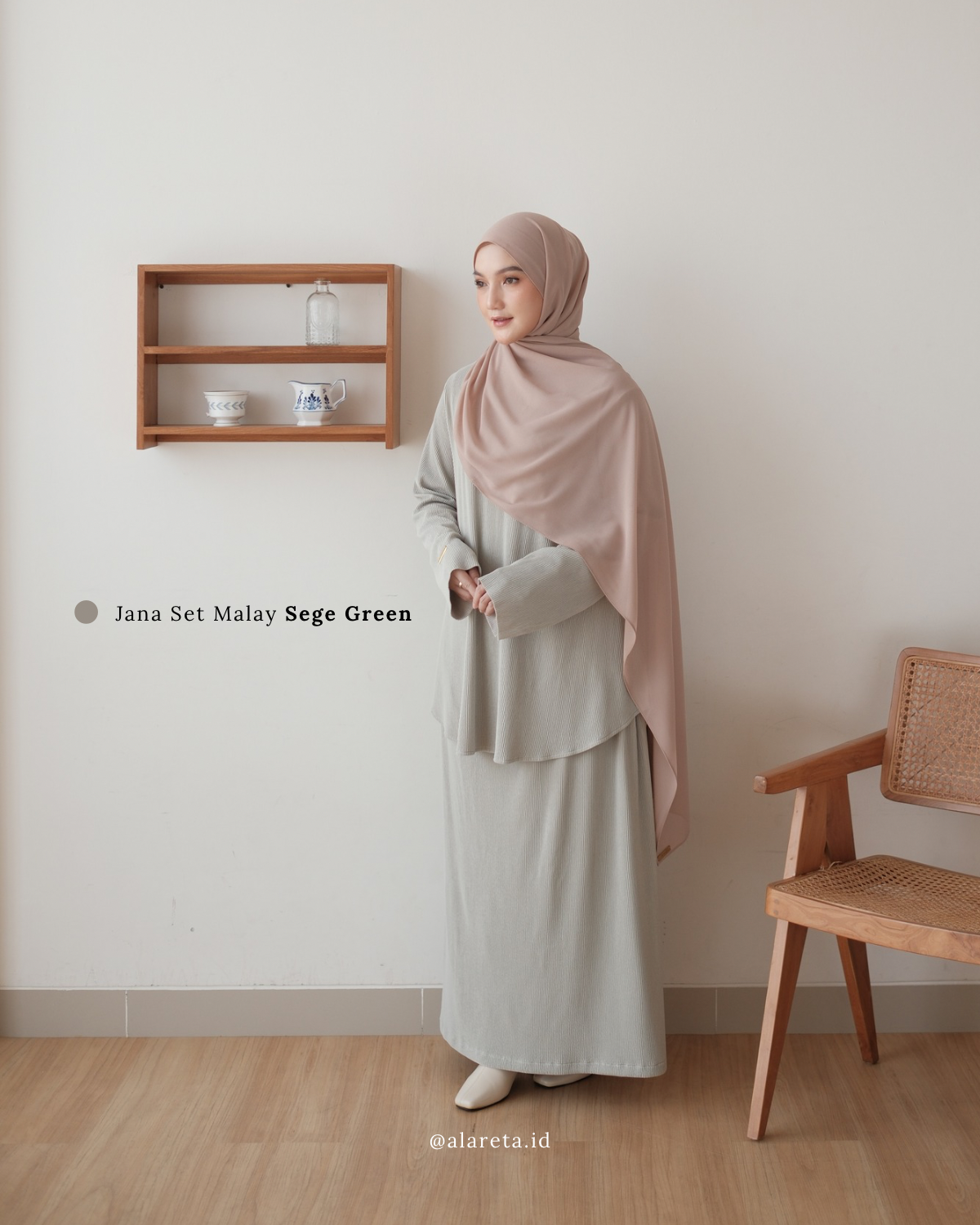 JANA SET MALAY