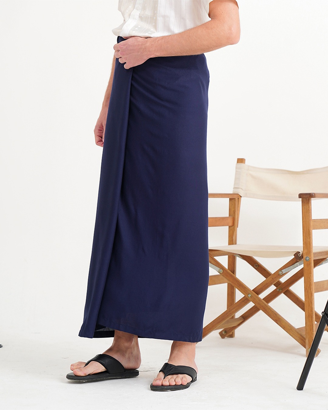 Hugo Saroong 001 Navy