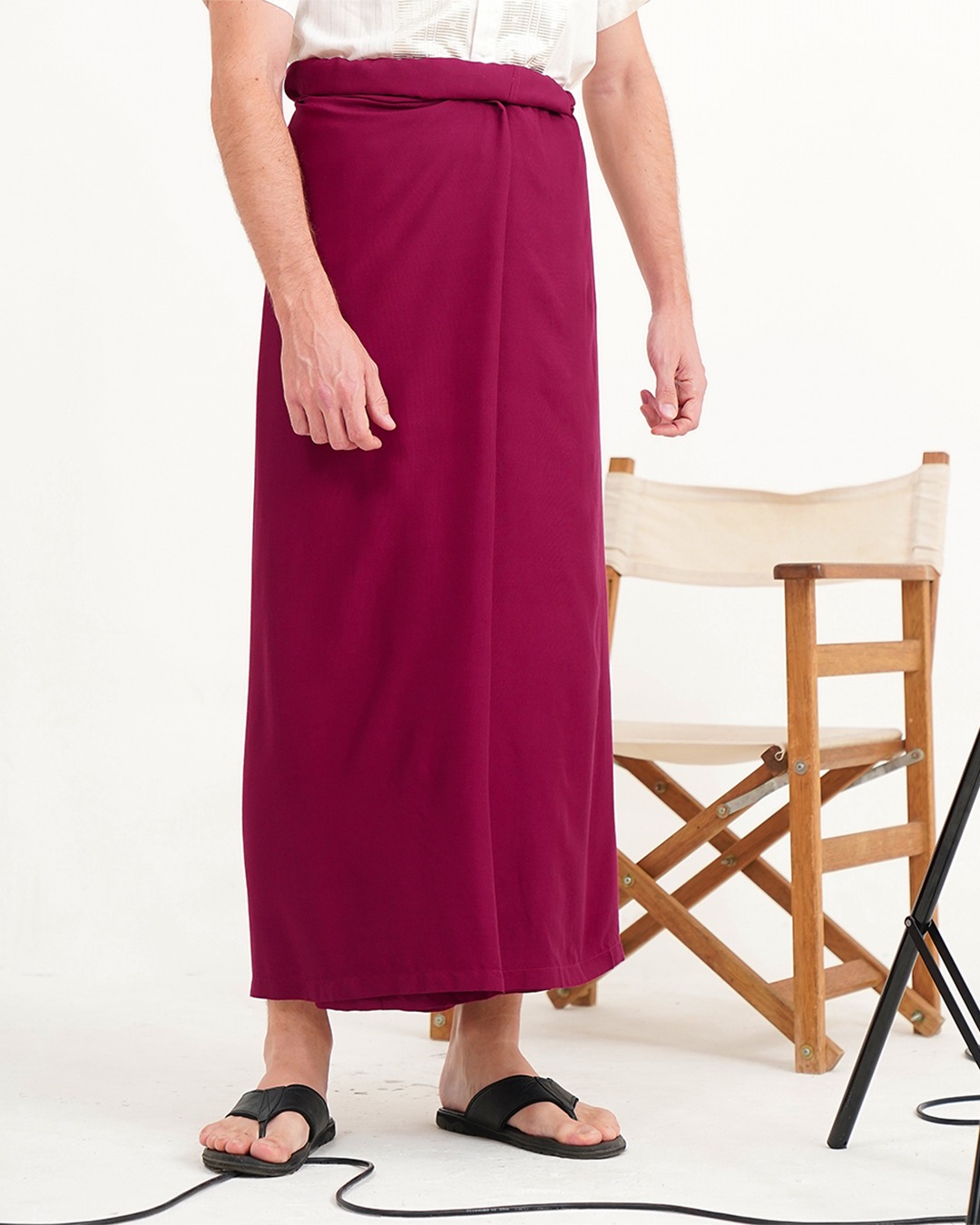 Hugo Saroong 001 Maroon