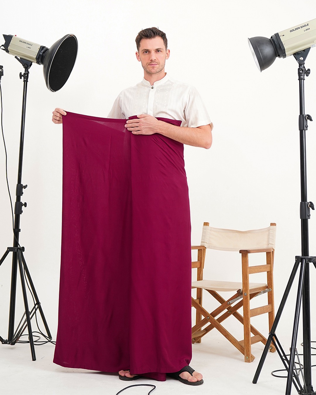Hugo Saroong 001 Maroon