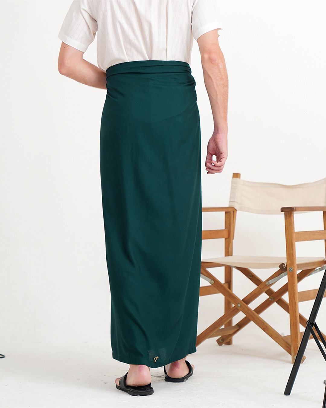 Hugo Saroong 001 Forest Green