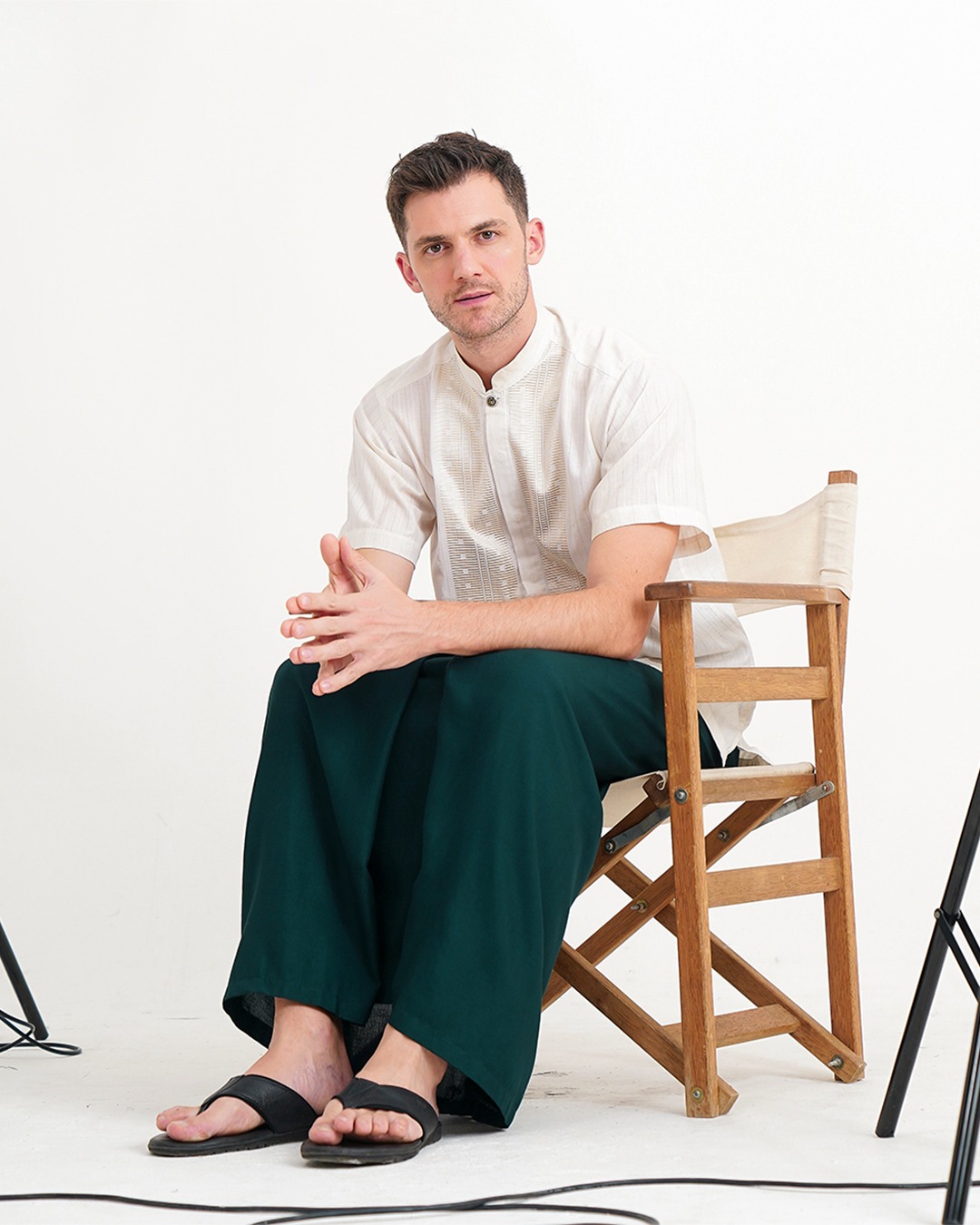 Hugo Saroong 001 Forest Green