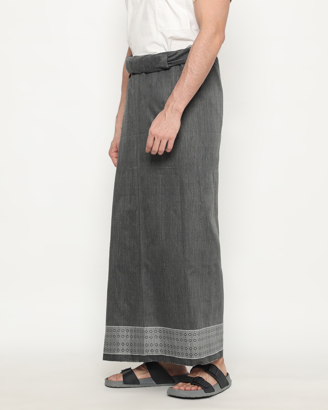 Hugo Saroong 002 Grey