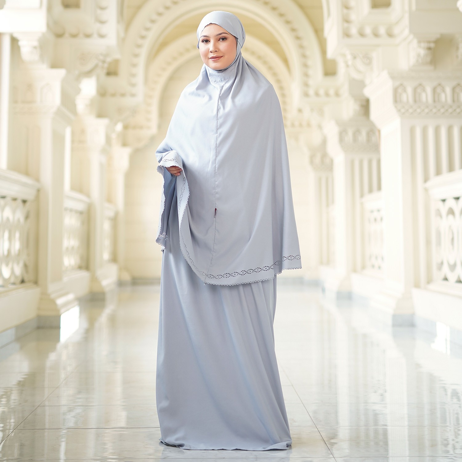 Tiara 526 Grey