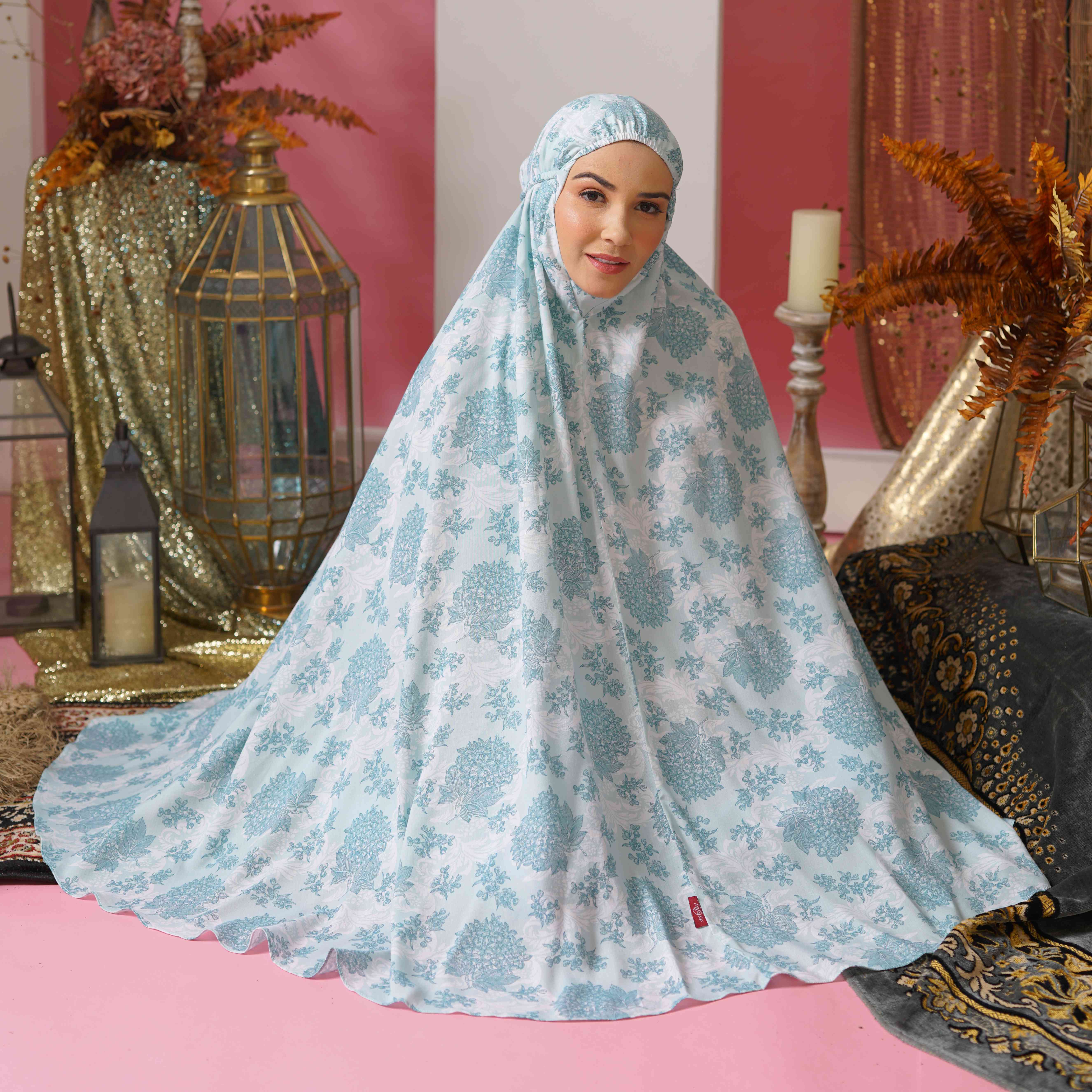 Tiara 510 Blue