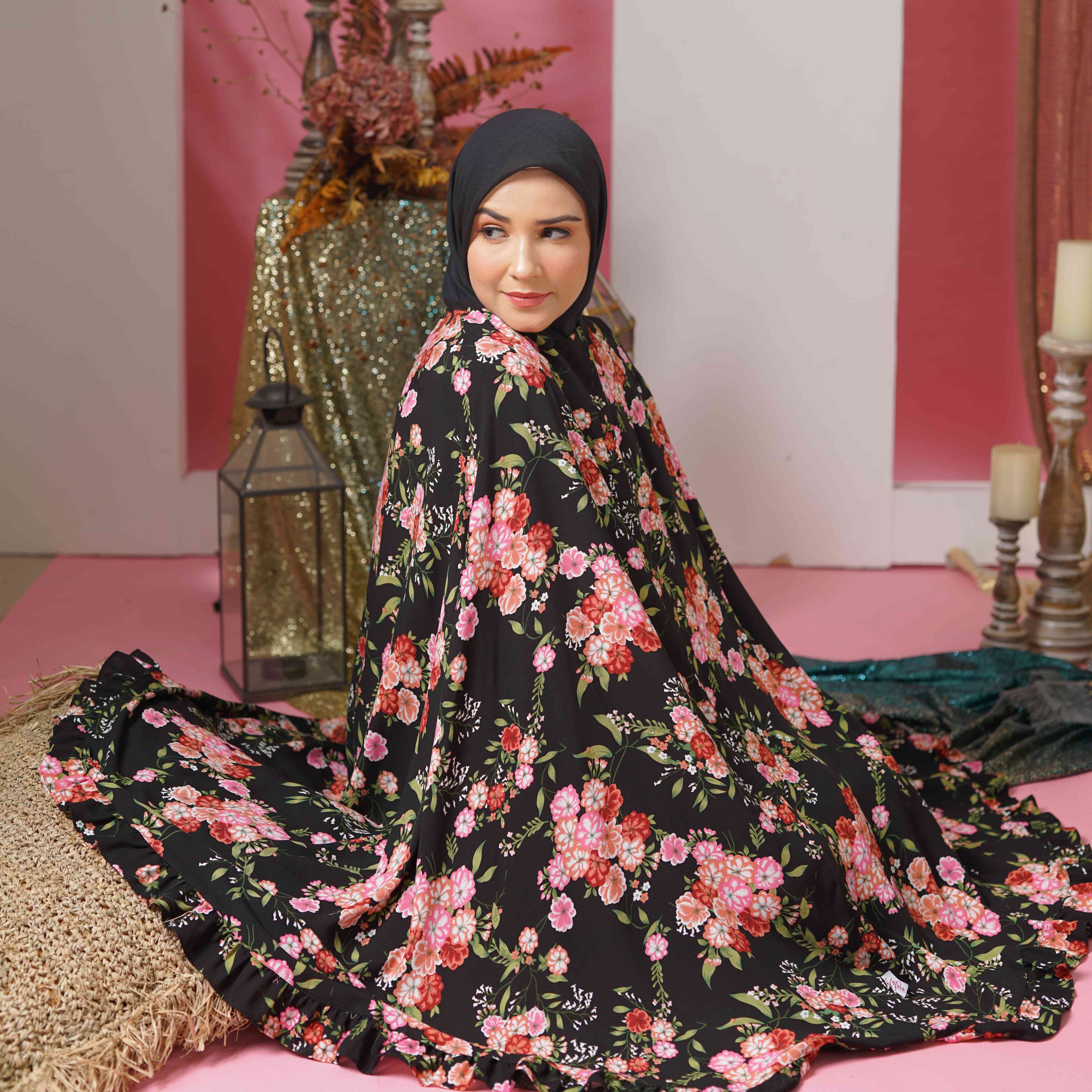 Tiara 511 Black