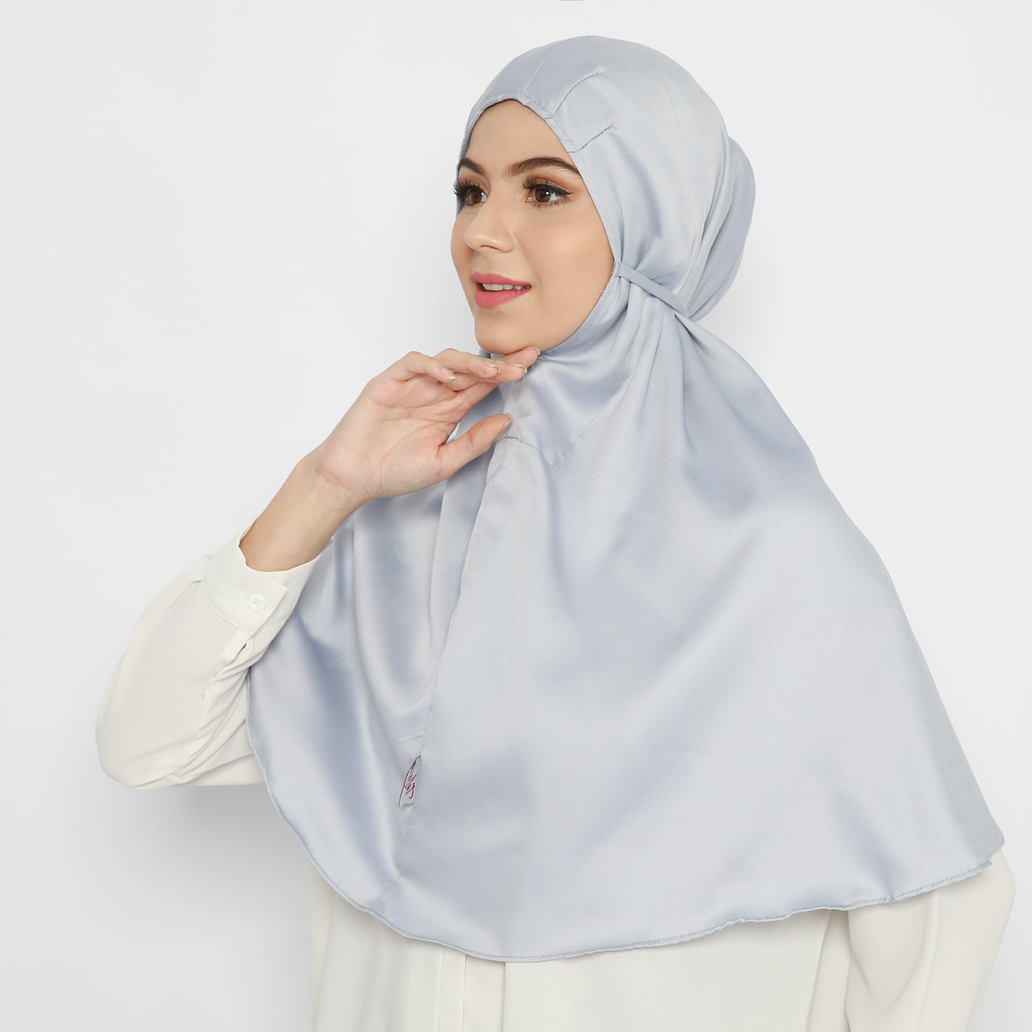 Damour 092 Light Grey