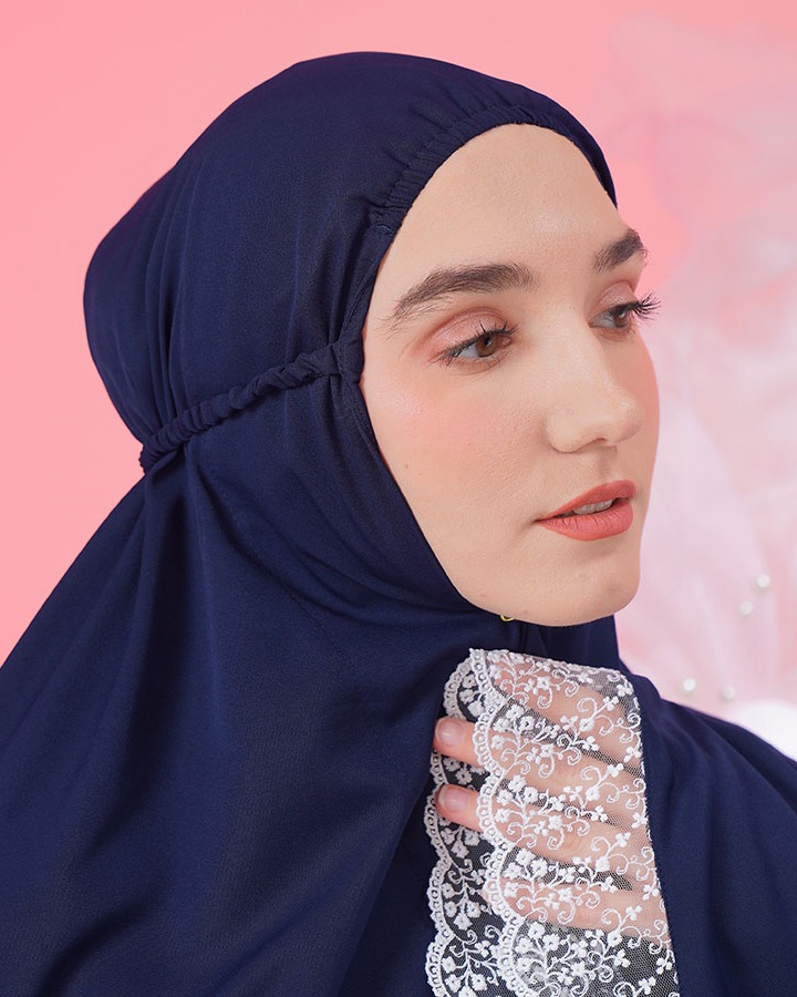 Tiara 533 Navy