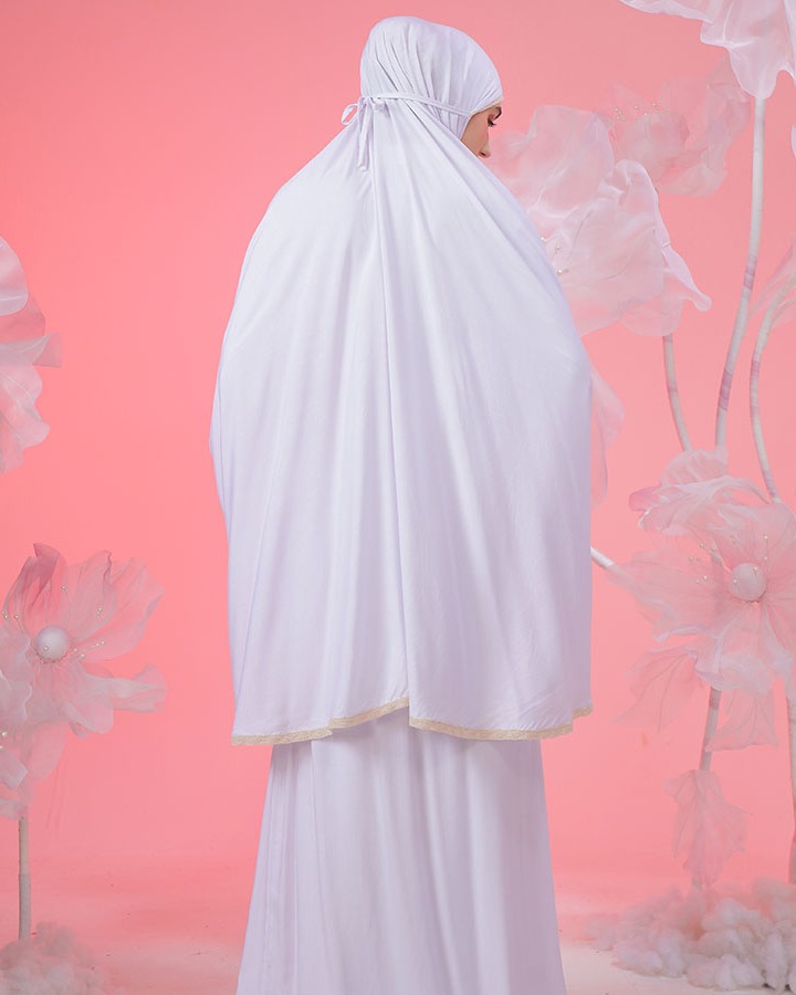 Tiara 529 White