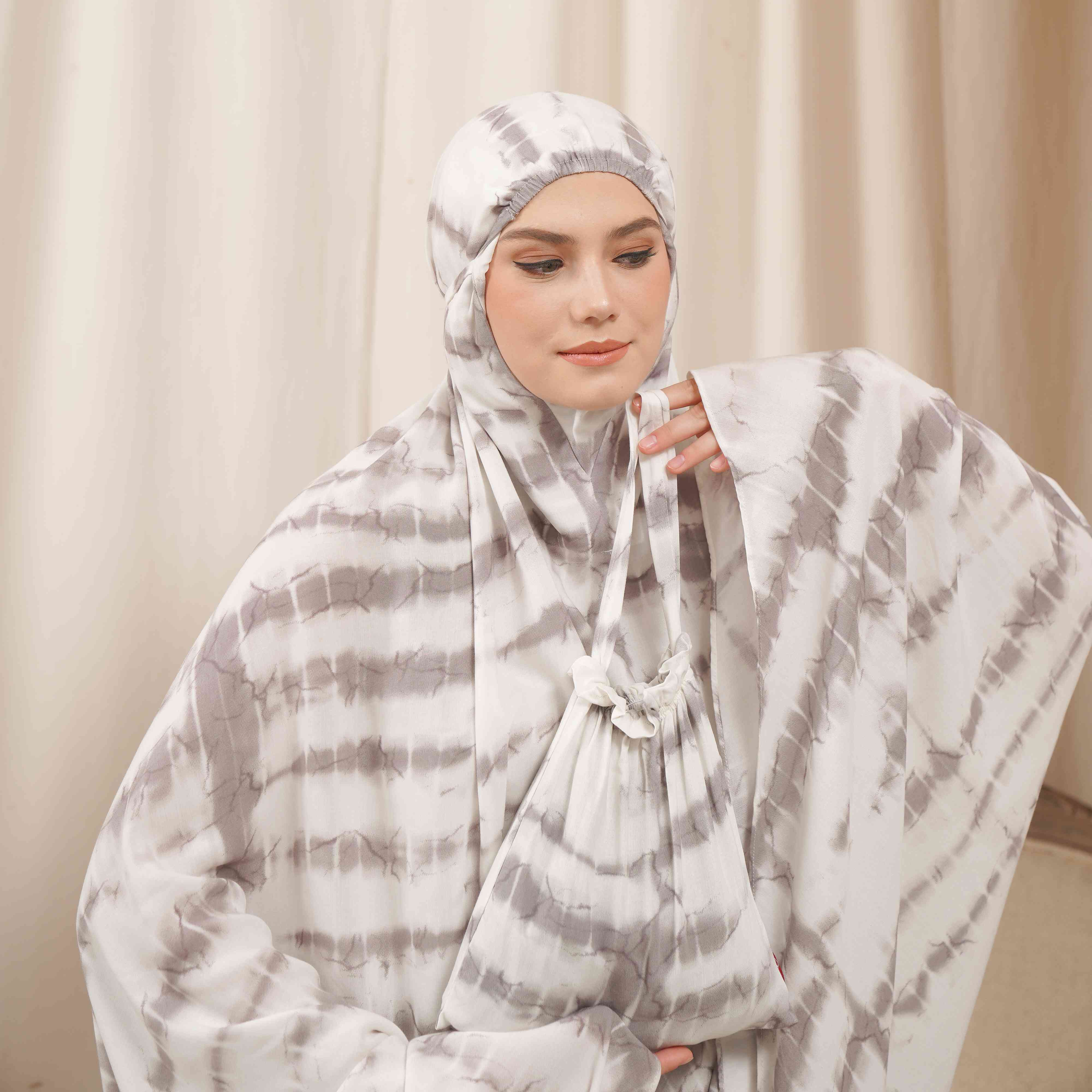 Shiva 132 Grey
